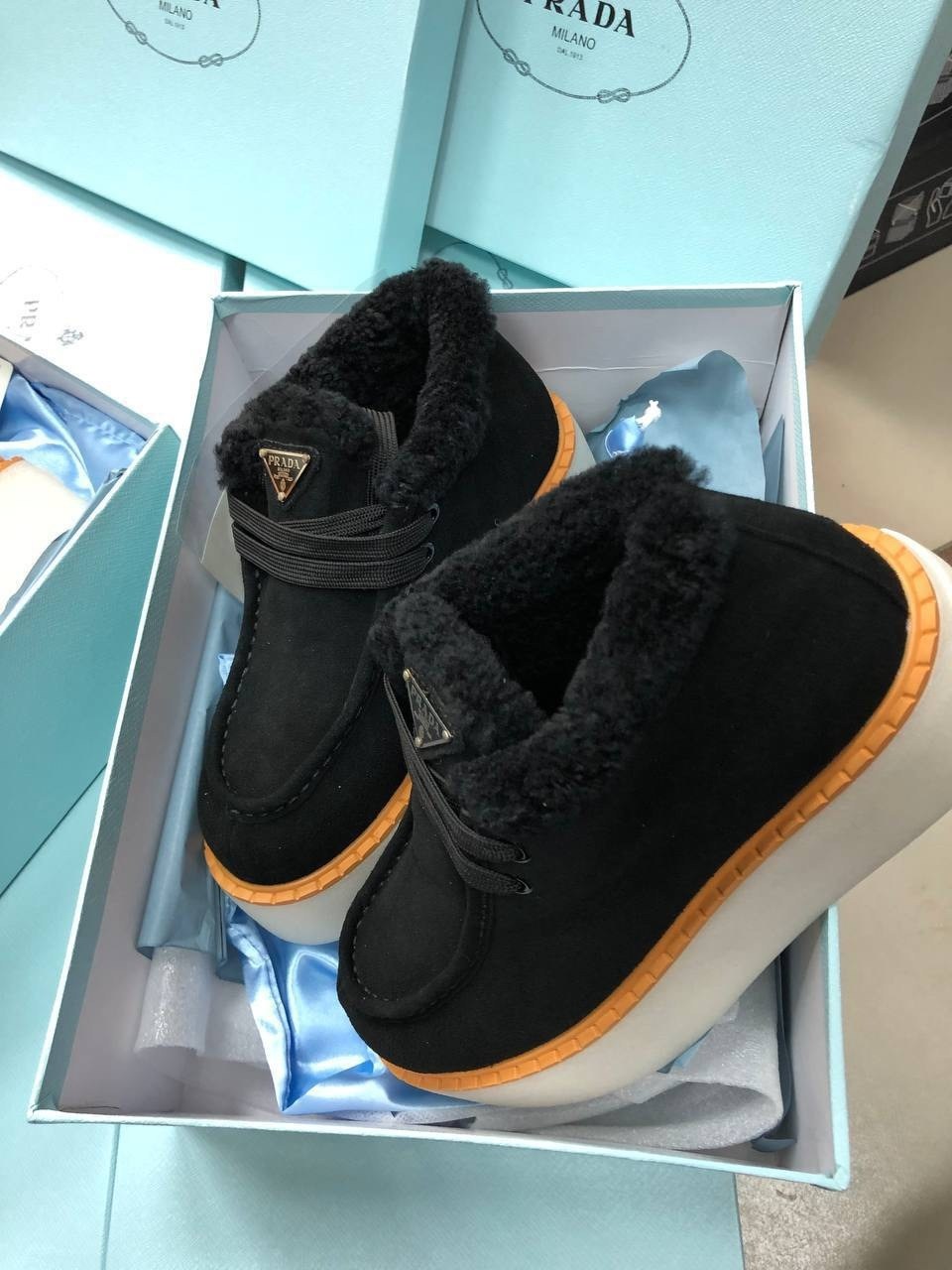 ,ботинки прада женские,ботинки прада,зимняя  женская,женская