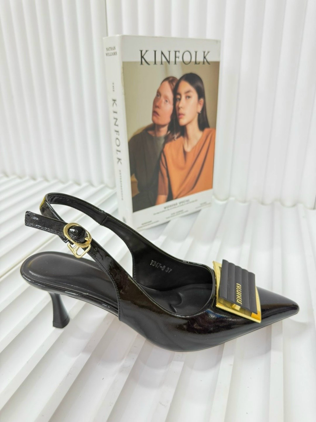 ,туфли yves saint laurent,женские туфли лодочки,босоножки стильные,туфли фенди