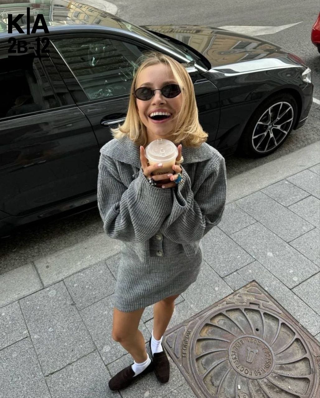 tuularose кардиган и юбка из полиэстера женский комплект,tuularose кардиган и юбка из полиэстера,вязаный кардиган с юбкой,вязаный костюм с юбкой,женский модный вязаный кардиган с пуговицами и лацканам