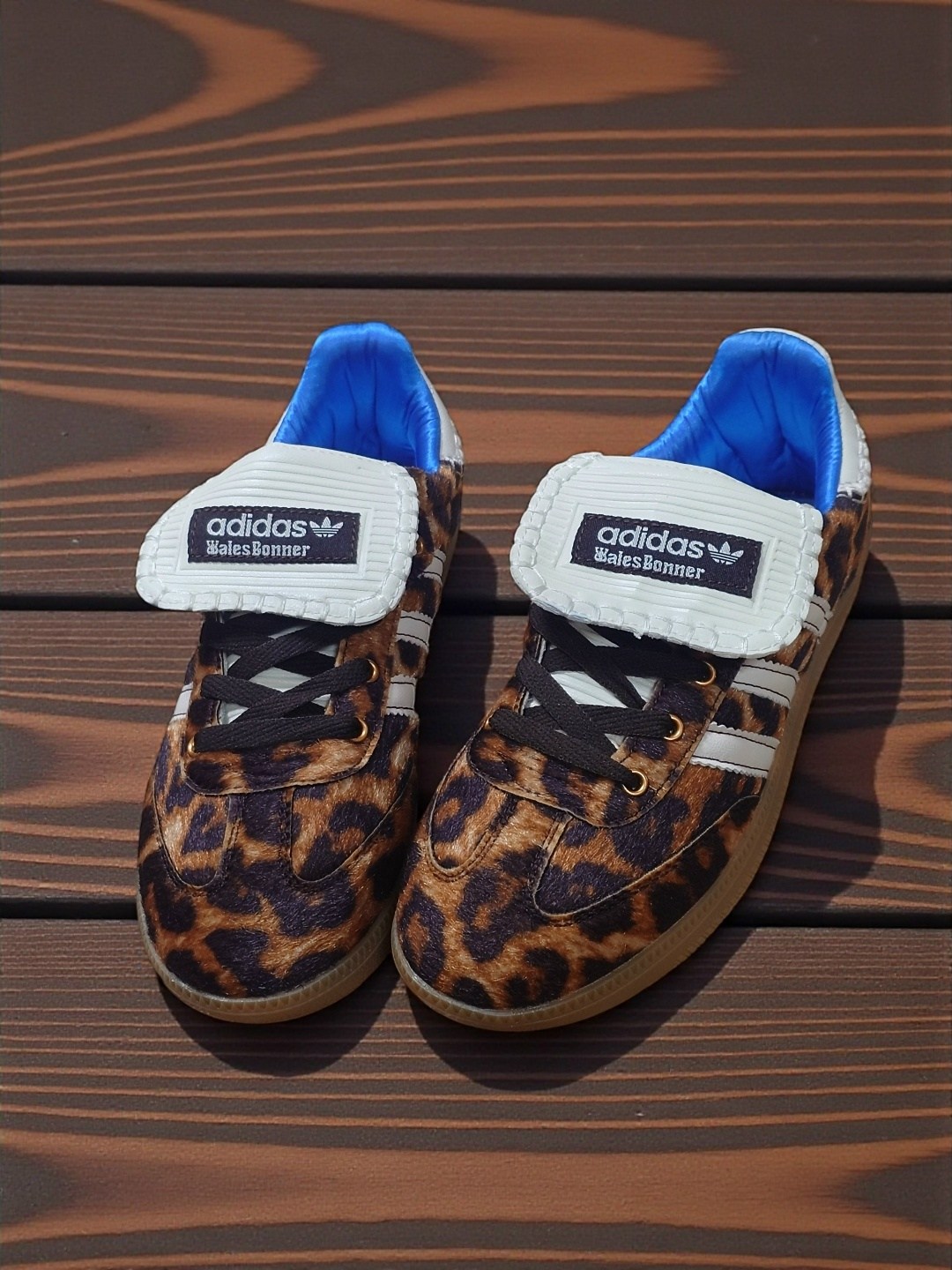 адидас леопардовые кроссовки,,кроссовки adidas,кеды adidas samba wales bonner леопардовые,леопардовые адидас самба