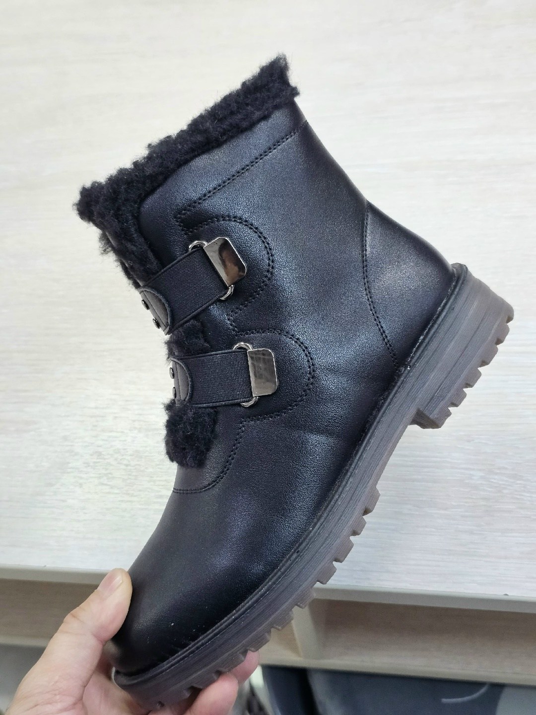 ,зимняя  женская,женские зимние ботинки,короткие зимние ботинки женские,ботинки зимние