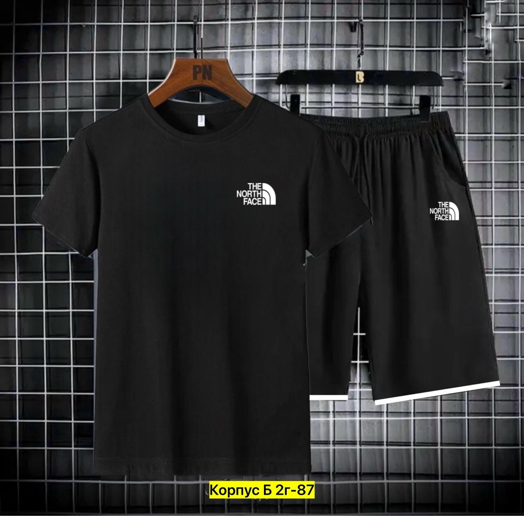 мужские комплекты,комплект спортивной одежды,костюм мужской без человека,спортивные костюм с шортами,мужская мода