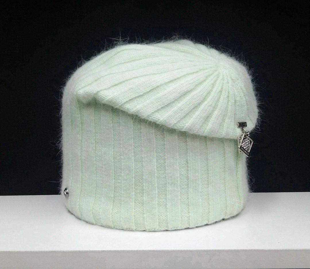 женская шапка,шапка ангора,шапка женская вязаная,женская шапка из ангоры,шапка для женщин ангора