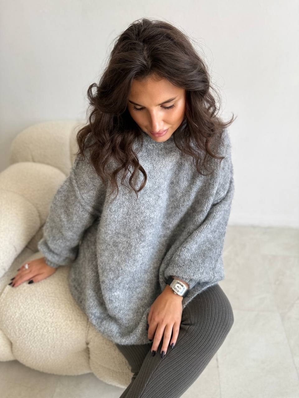мохеровый пуловер оверсайз,базовый свитер оверсайз из шерсти альпака,свитер оверсайз,серый свитер оверсайз,серый свитер из альпаки