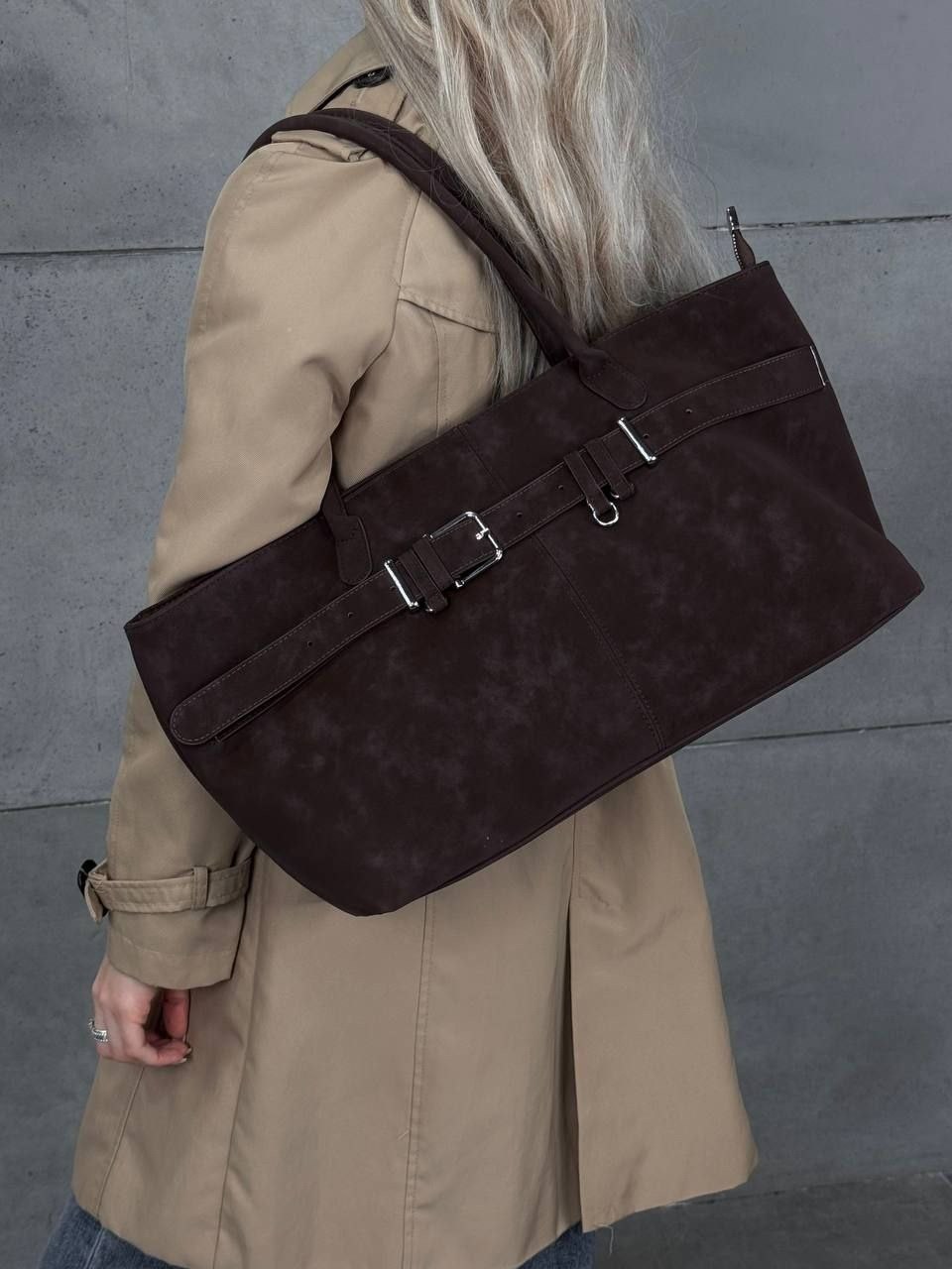 замшевая коричневая большая сумка-тоут,сумка замшевая,сумка замшевая большая,винтажная замшевая большая сумка для женщин,сумка тоут замшевая коричневая
