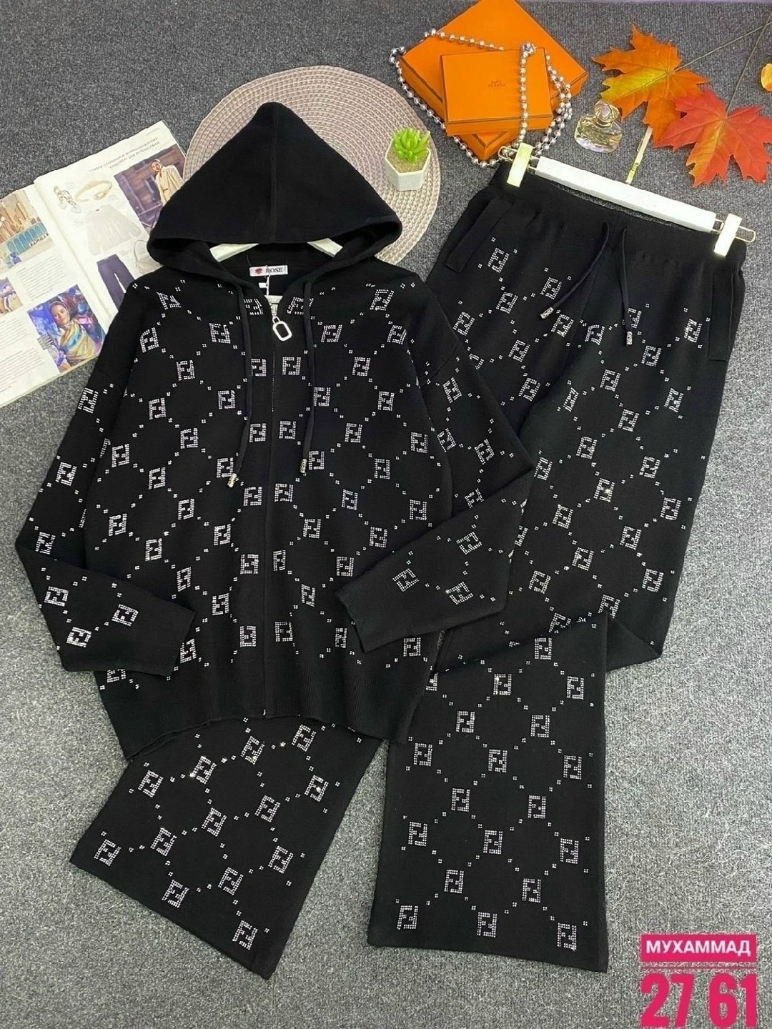 костюм женский,трикотажные костюмы,костюмы спортивные женские,костюм со стразами,трикотажные костюмы женские