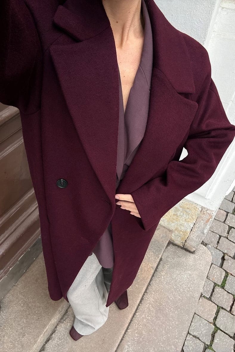 бордовое пальто,пальто оверсайз,пальто женское оверсайз,модные образы