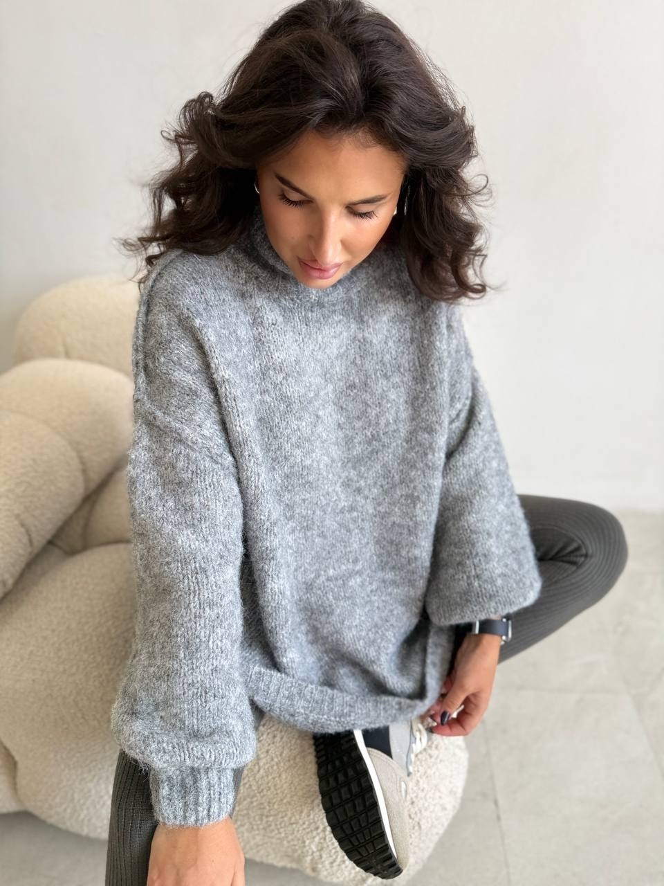 мохеровый пуловер оверсайз,базовый свитер оверсайз из шерсти альпака,свитер оверсайз,серый свитер оверсайз,серый свитер из альпаки