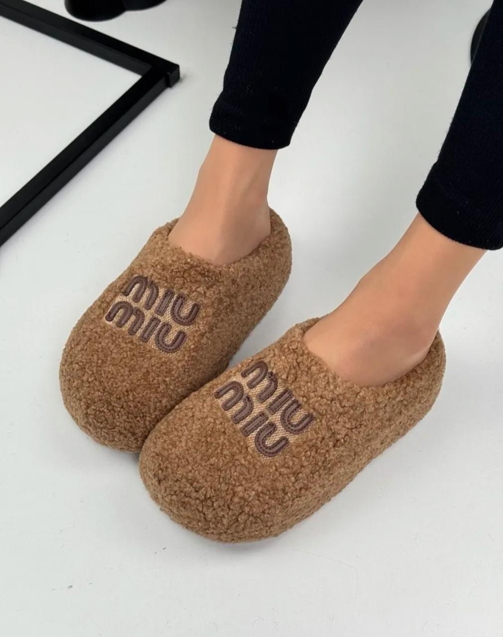 тапочки женские,,женские домашние тапочки,модные тапочки,тапочки домашние