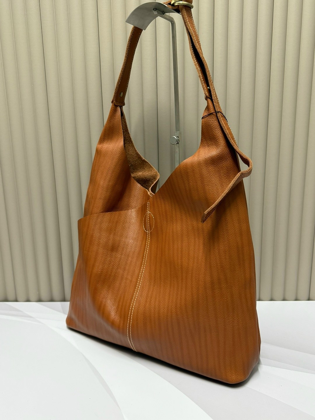 женская сумка-хобо из мягкой натуральной кожи,женская сумка-хобо из натуральной кожи,сумка,женская сумка,женская кожаная сумка