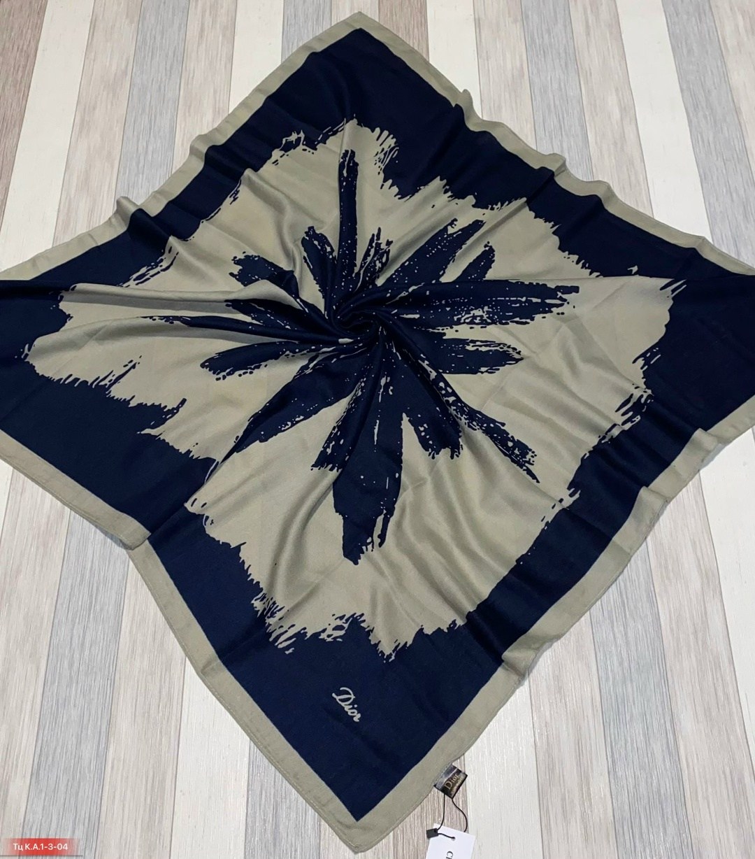 брендовый платок,платки женские,платки шелковые,атласный платок,платка