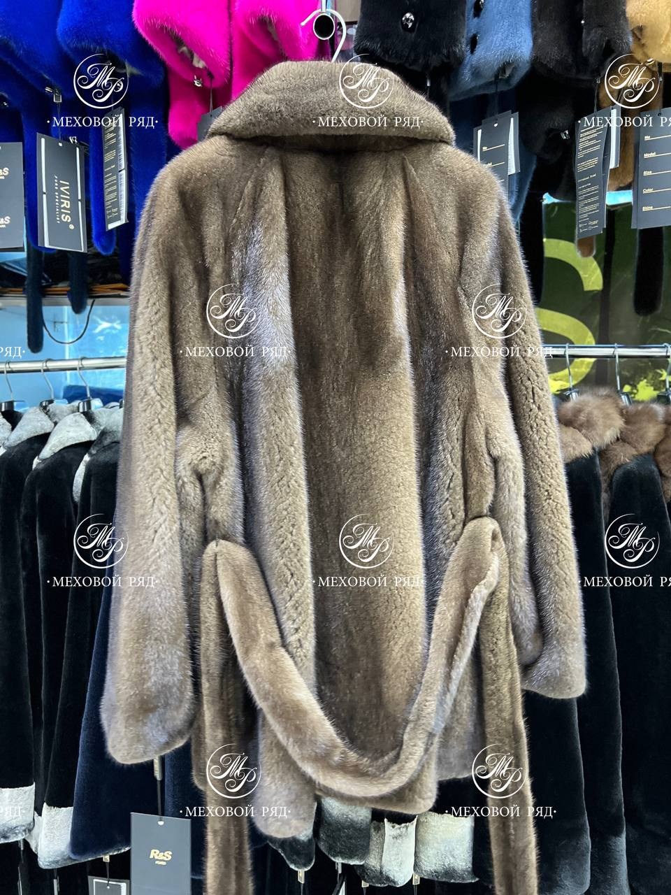 шубка из меха европейской норки с английским воротником,норковая шуба,шуба норка,норковый полушубок,шуба норковая английским воротником