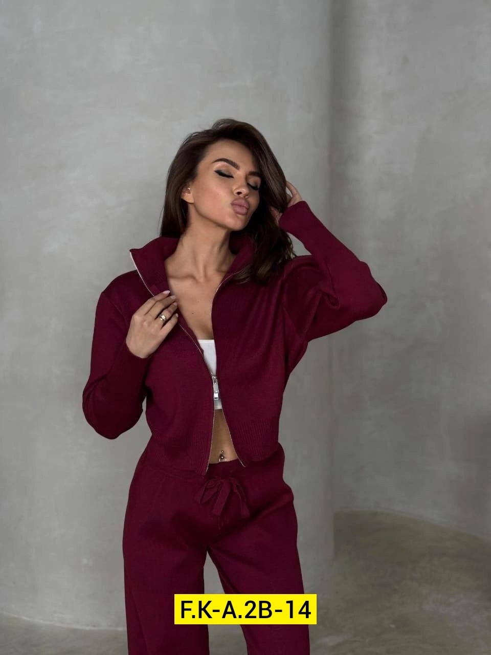 костюм женский,трикотажный костюм,костюм двойка,женский костюм на флисе,костюм женский стильный