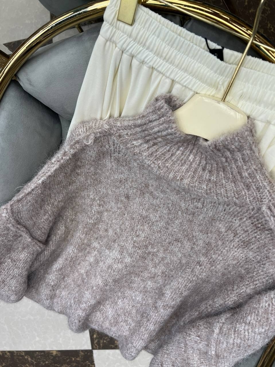 женский свитер,свитер,свитер модный,свитер для женщин,свитер с высоким воротом