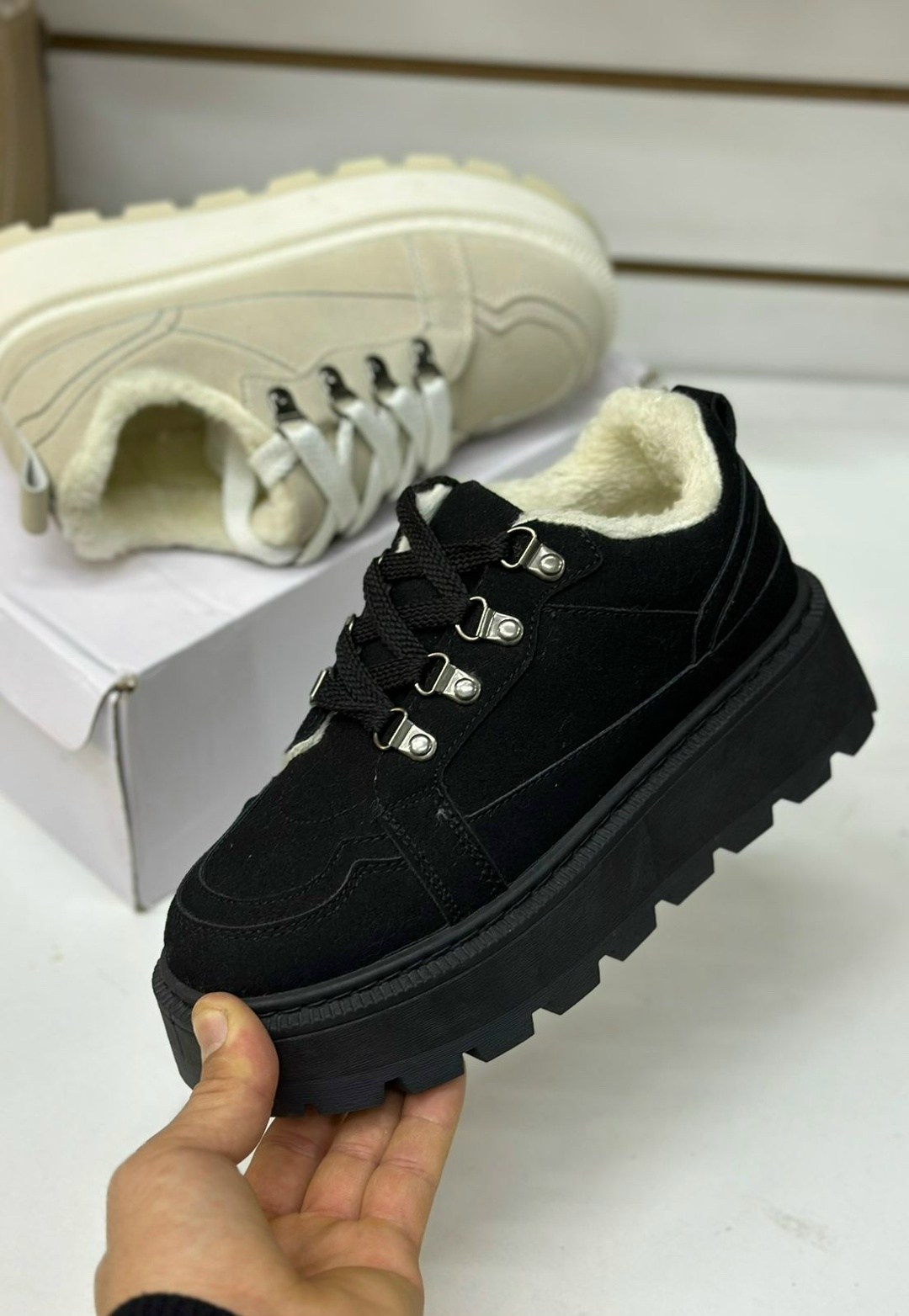 ,ботинки зимние с мехом низкие на платформе vm shops,кроссовки зимние женские,ботинки зимние с мехом низкие на платформе, женская