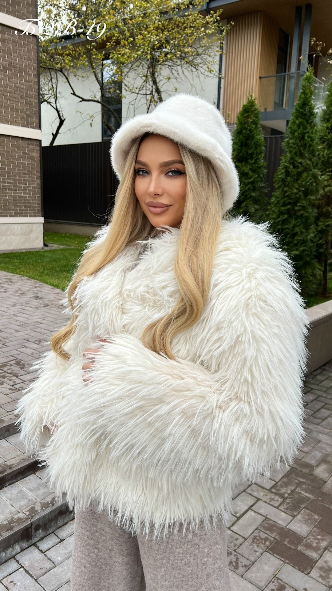 шуба модная,шуба искусственная,шуба из экомеха,шубка,шубы