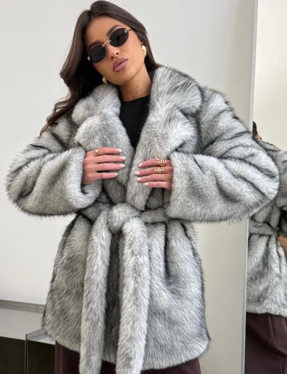 искусственная шуба,шубка,шуба,женская шуба,шуба песец