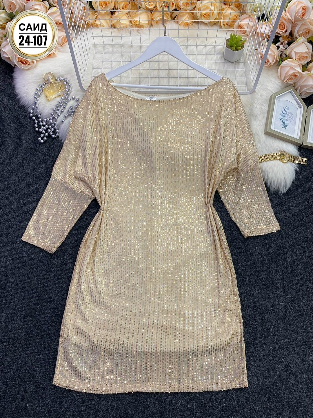 женское платье с блестками,женское платье с пайетками,женское серебристое платье с блестками,платье с пайетками,платье стильное