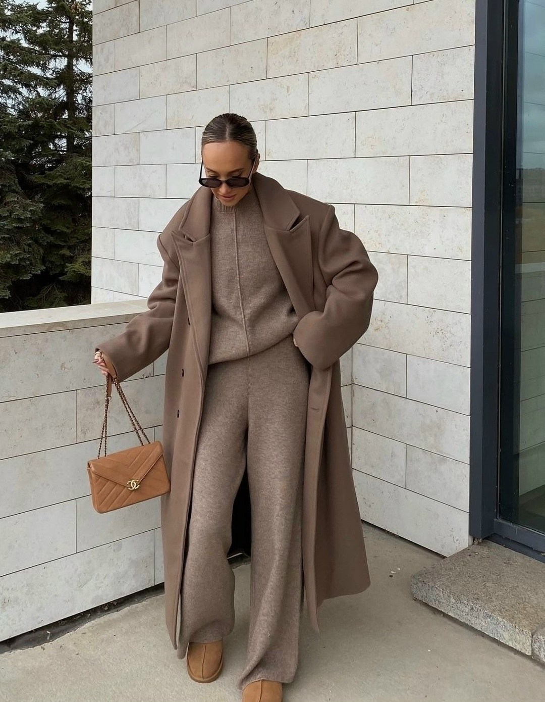 бордовое пальто,пальто оверсайз,пальто женское оверсайз,модные образы