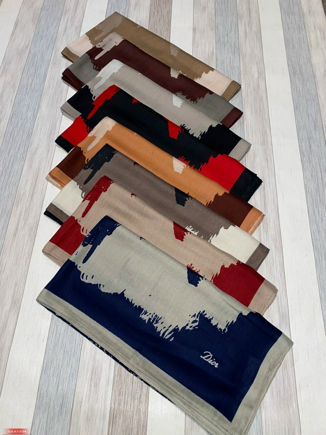 брендовый платок,платки женские,платки шелковые,атласный платок,платка