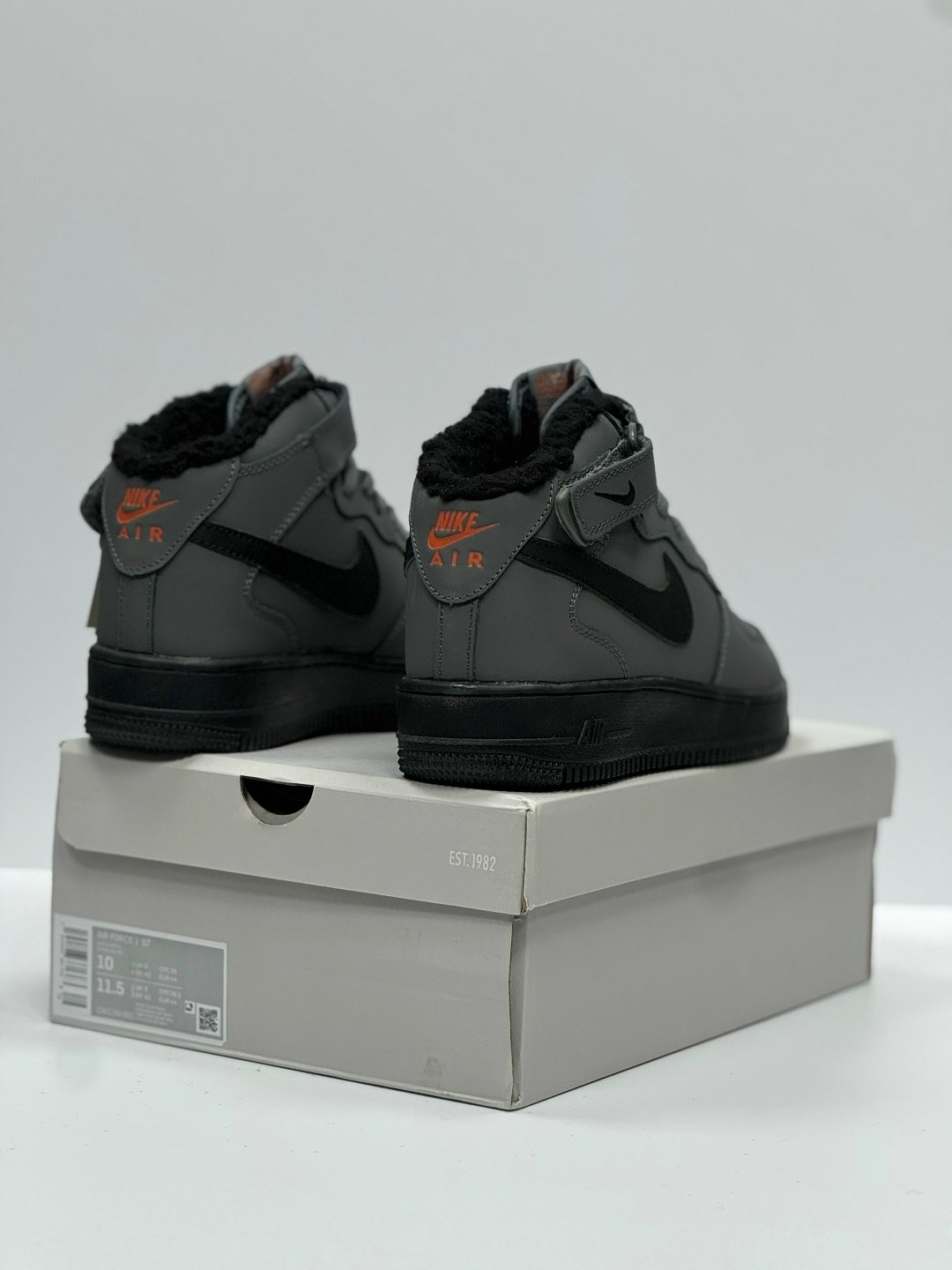 зимние кроссовки nike air force 1 hi цвет серый,зимние кроссовки nike air force 1,кроссовки nike air force 1 мужские,кроссовки nike air force 1,кроссовки nike air force 1 mid