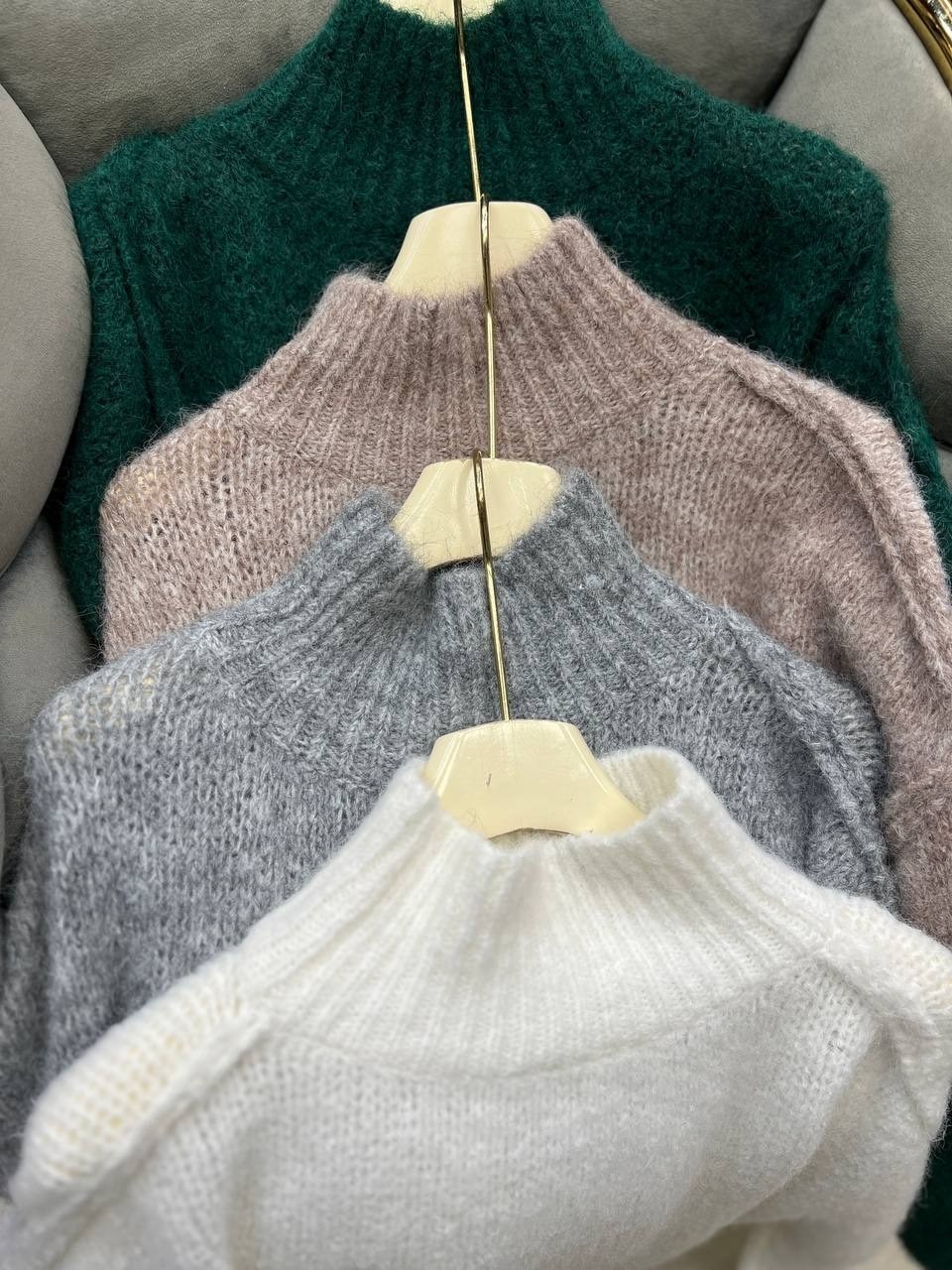 женский свитер,свитер,свитер модный,свитер для женщин,свитер с высоким воротом