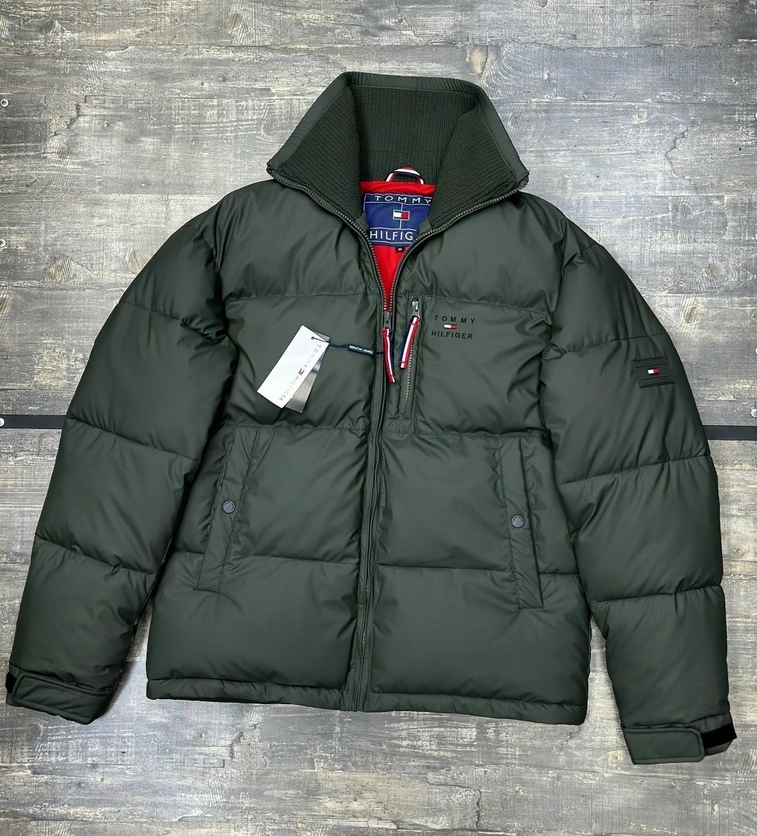 пуховик мужской tommy hilfiger,мужская куртка tommy hilfiger,зимняя куртка tommy hilfiger,пуховик tommy hilfiger мужской зеленый,куртка tommy hilfiger мужская зимняя