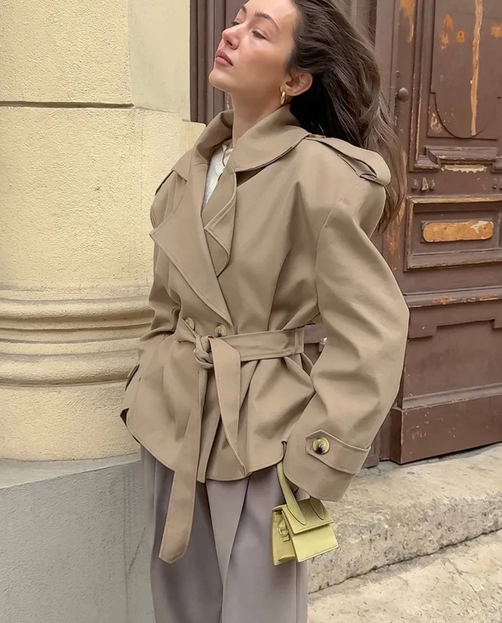 короткий тренч,тренч женский,тренч бежевый,тренч с поясом