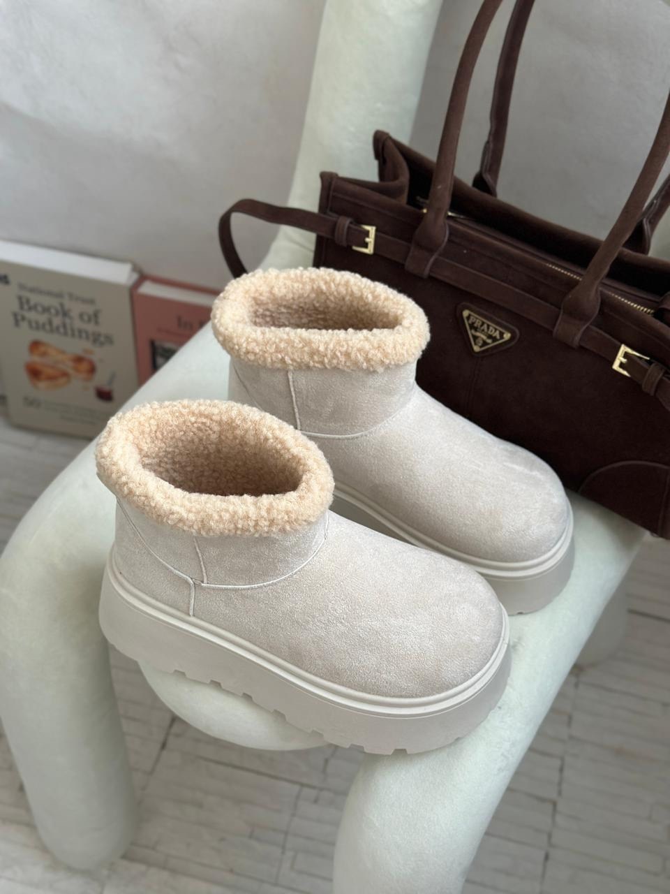 женские угги,угги зимние короткие на платформе,угги женские зимние,угги зимние на высокой платформе,зимние угги на платформе