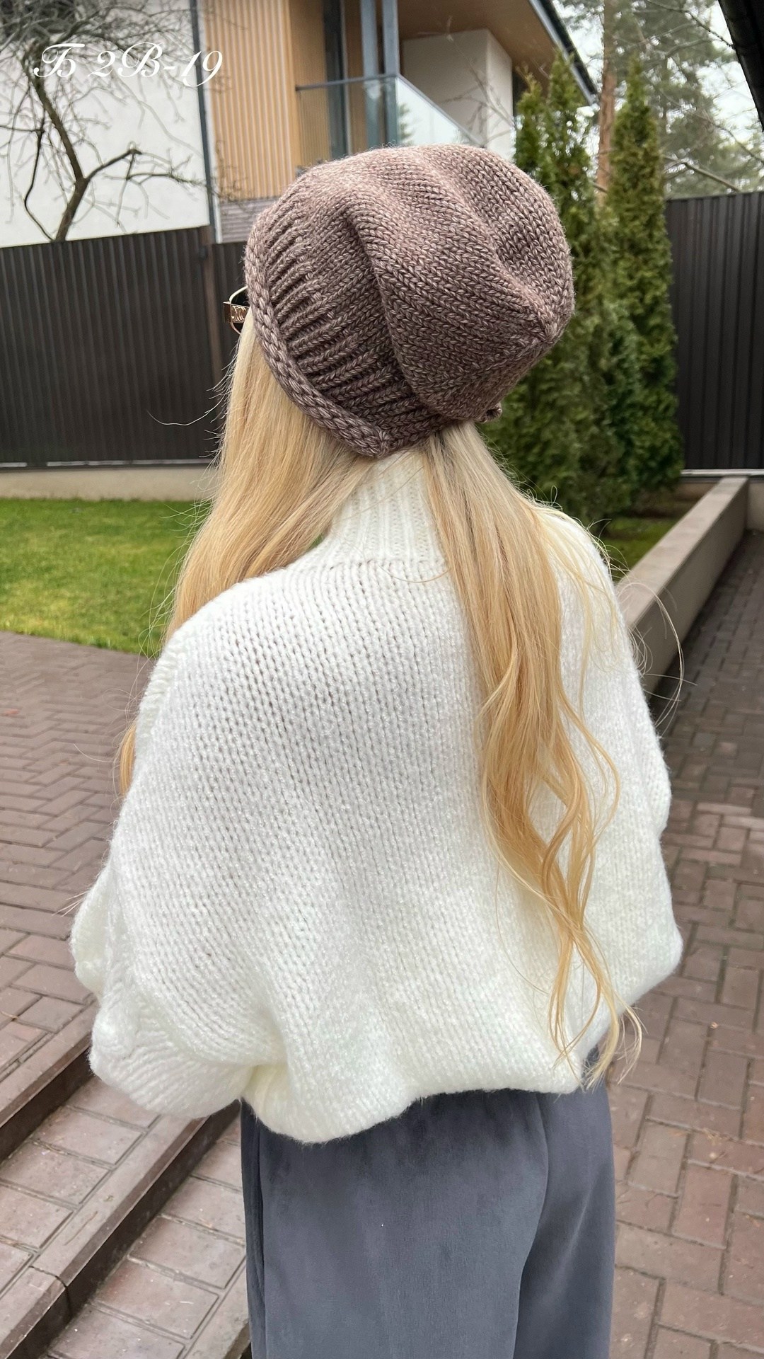 женский свитер,вязаные свитера женские,свитера вязаные,вязаный свитер оверсайз,джемпер молочный jetty 011820102