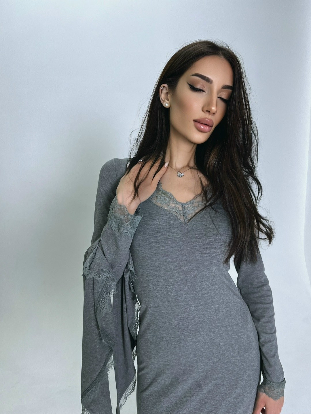 платье с капюшоном,трикотажное платье,трикотажное платье с капюшоном,платье длинное с капюшоном,платье макси с капюшоном