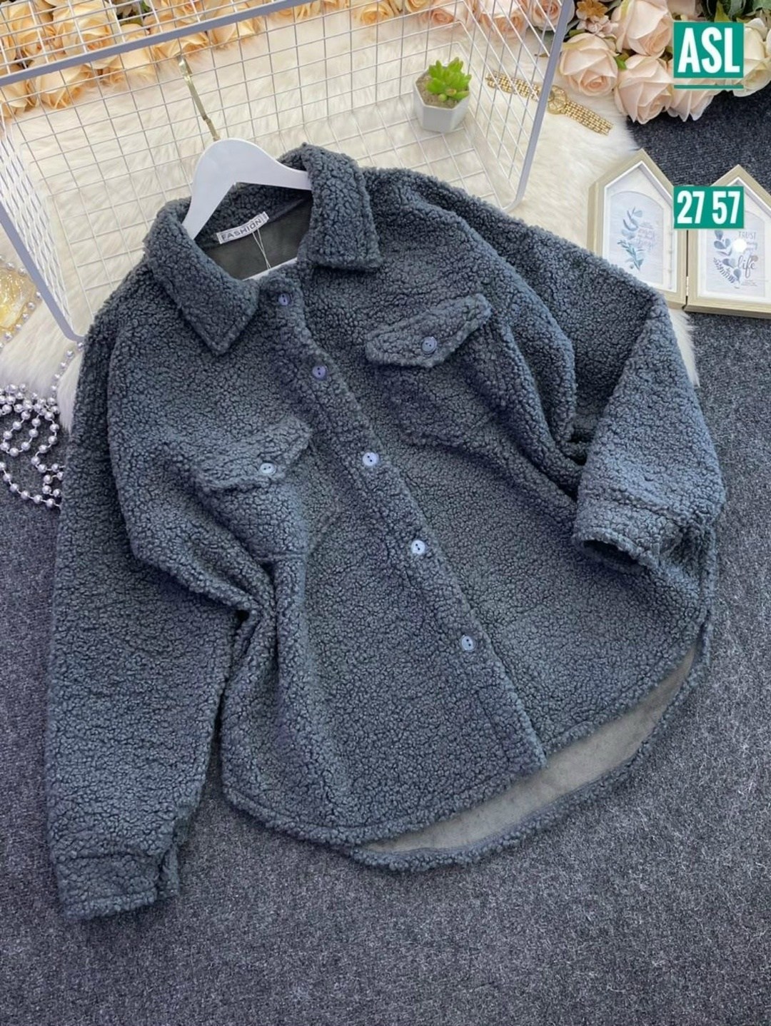 пальто барашек,куртка стильная,демисезонная куртка,куртка барашек,кофта теплая