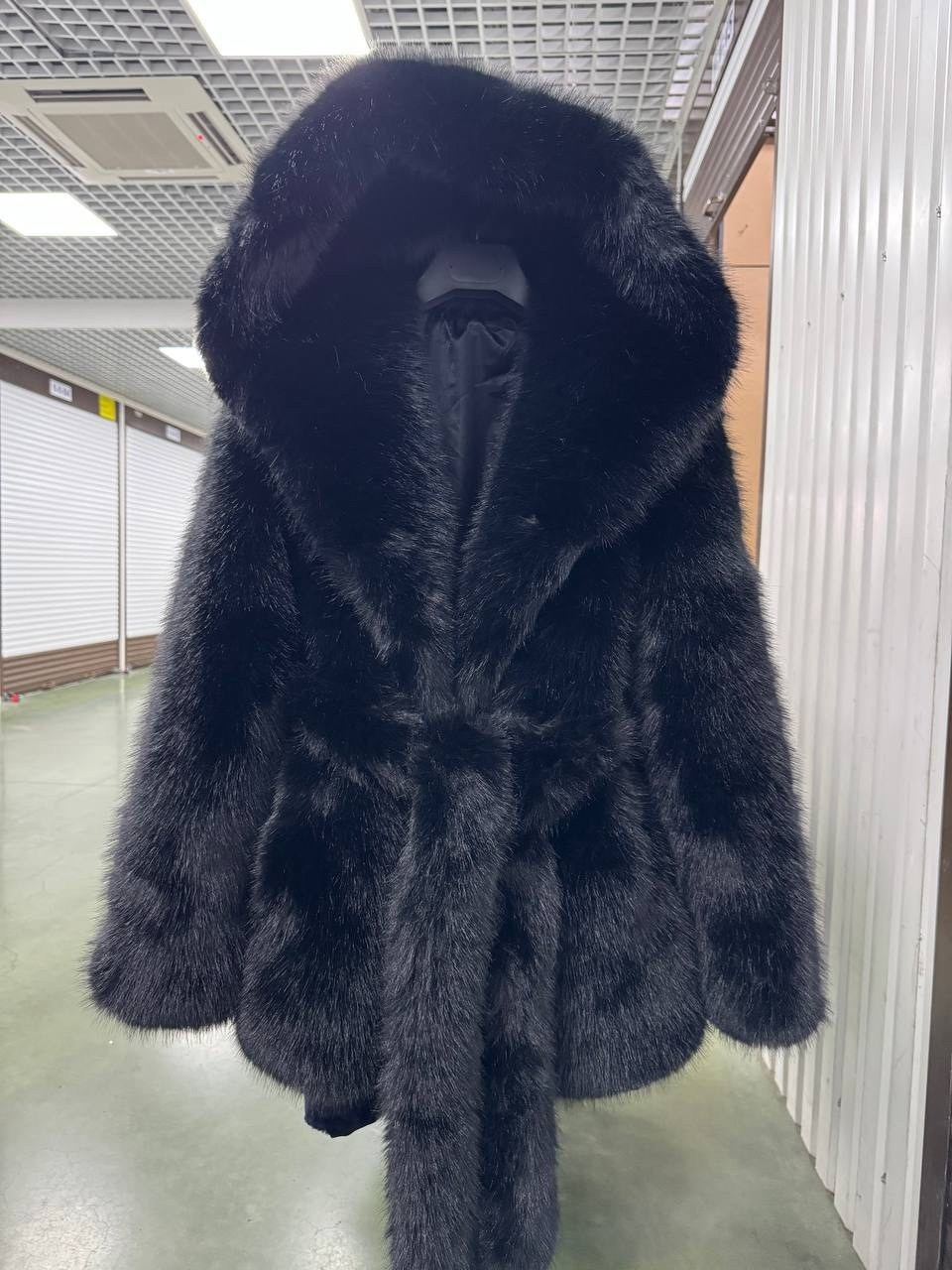 женская шуба,шуба,шубка,зимняя женская шуба из искусственного меха с поясом,шубка из эко меха под норку с капюшоном