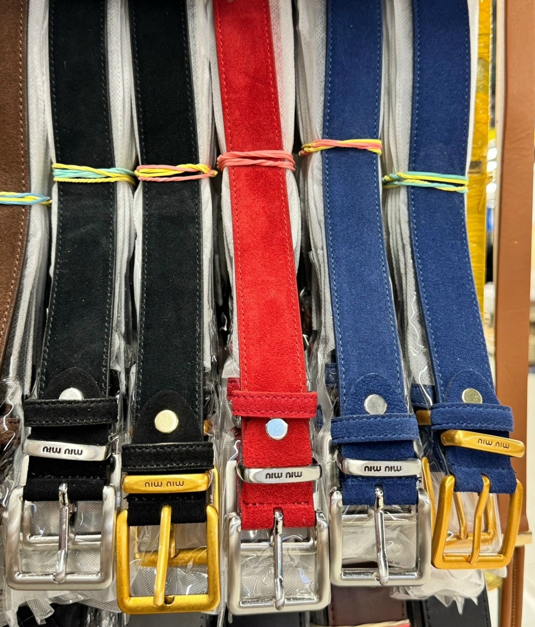 ремень из натуральной замши,ремень замшевый,ремень из натуральной кожа,женский кожаный ремень,женские ремни