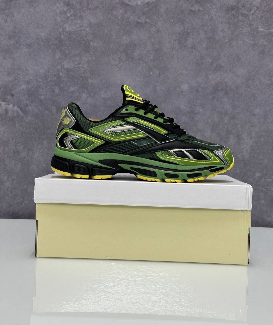 кроссовки reebok,кроссовки reebok premier,reebok premier road,кроссовки balenciaga track 2,кроссовки