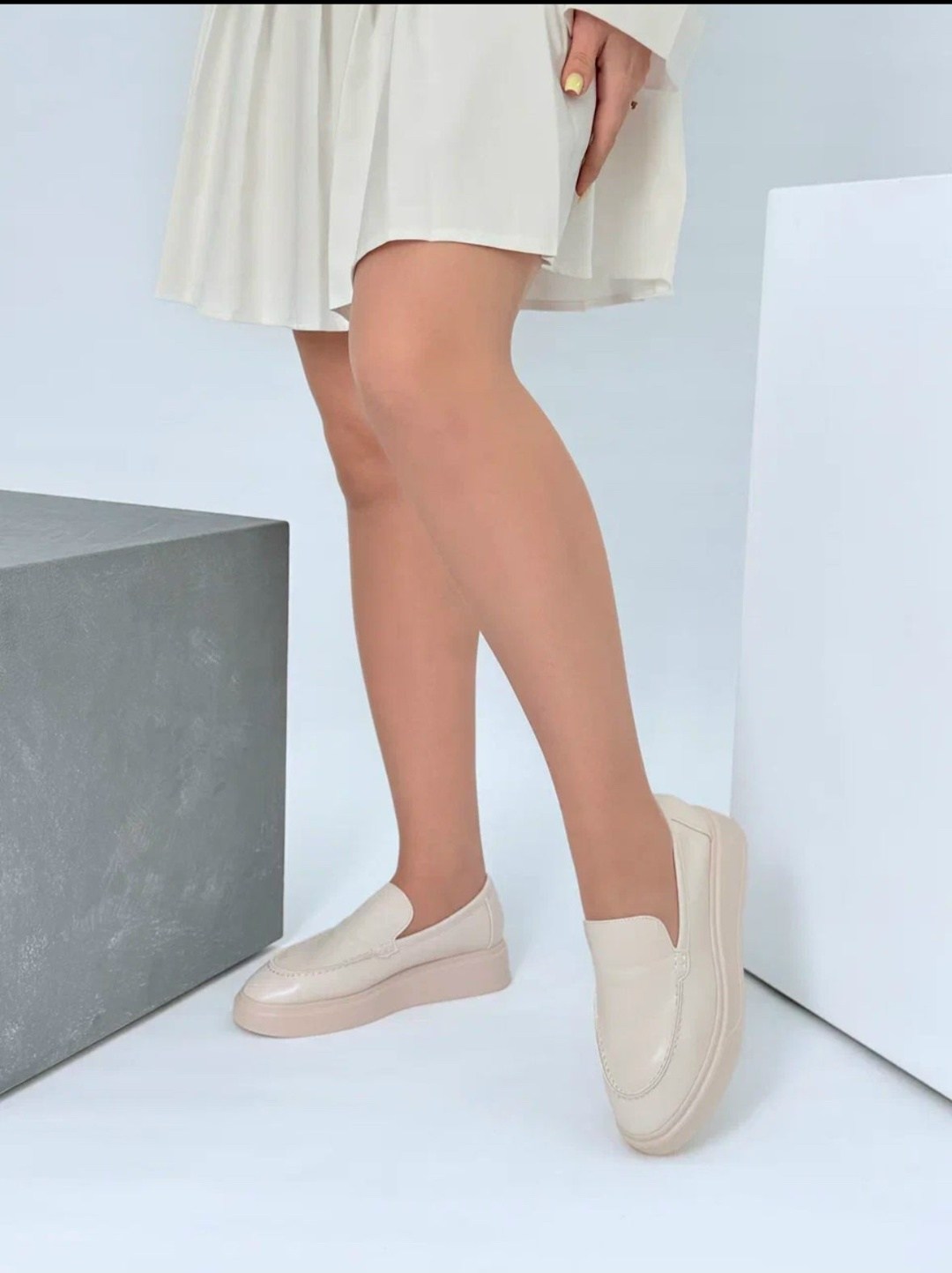 ,лоферы женские,лоферы бежевые,лоферы destra,мокасины лоферы