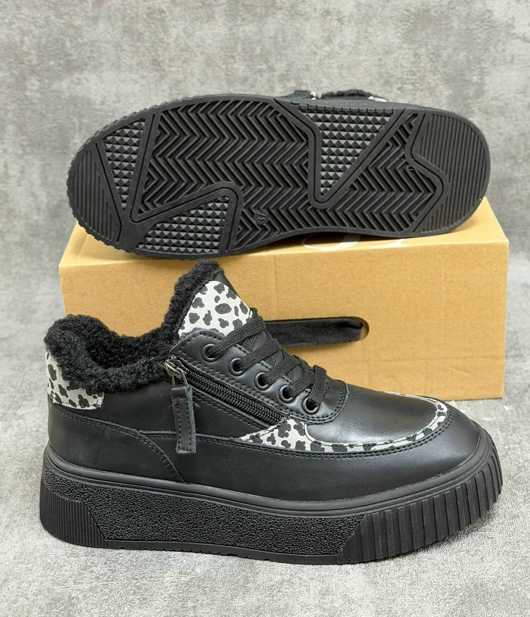 ,кроссовки женскиe,кеды зимние ugg lowmel trainer premiumshoes цвет черный,кеды на меху,женские зимние кроссовки