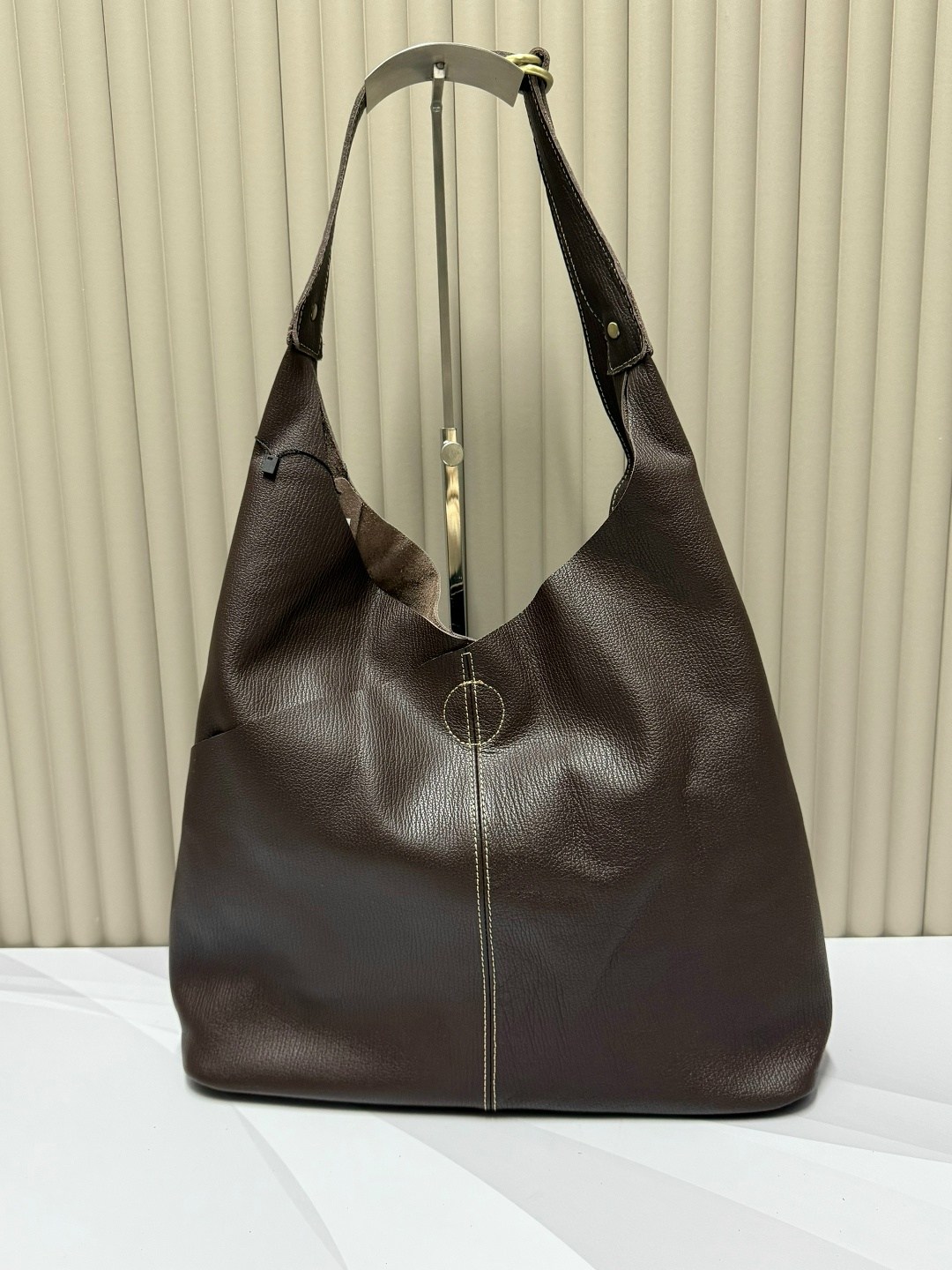 женская сумка-хобо из мягкой натуральной кожи,женская сумка-хобо из натуральной кожи,сумка,женская сумка,женская кожаная сумка