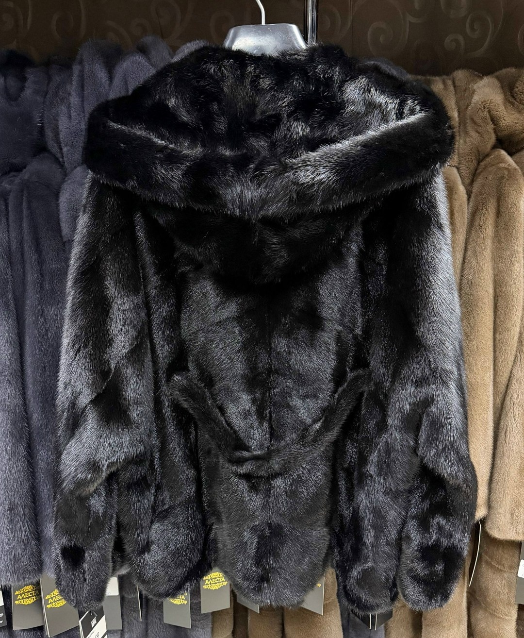 шуба норковая с капюшоном,норковая шуба,норковая шуба автоледи графит,шуба норка,шуба из норки с капюшоном