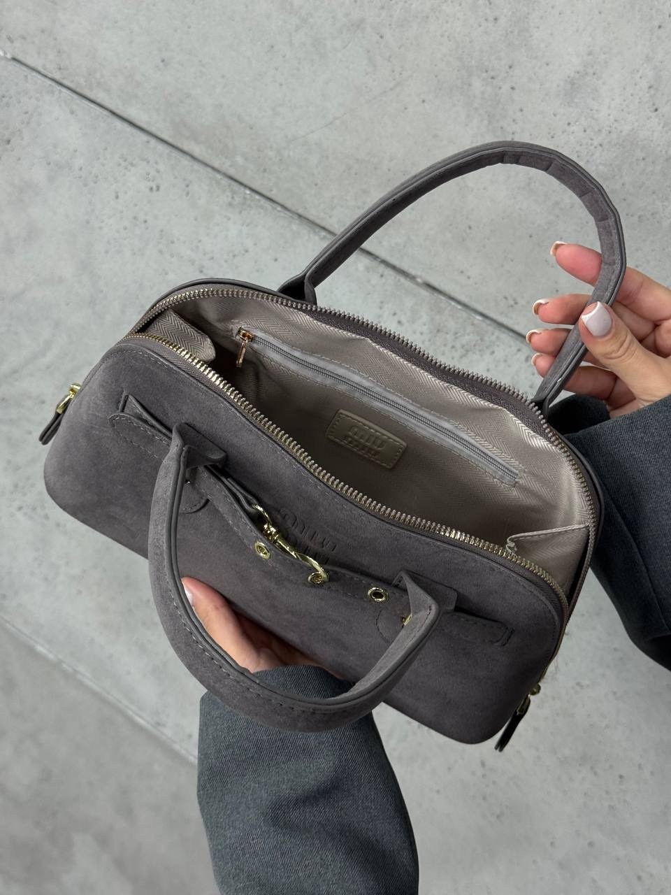 замшевая сумка,сумка женская miu miu из натуральной замши,сумка женская,сумка женская натуральная замша,стильная сумочка