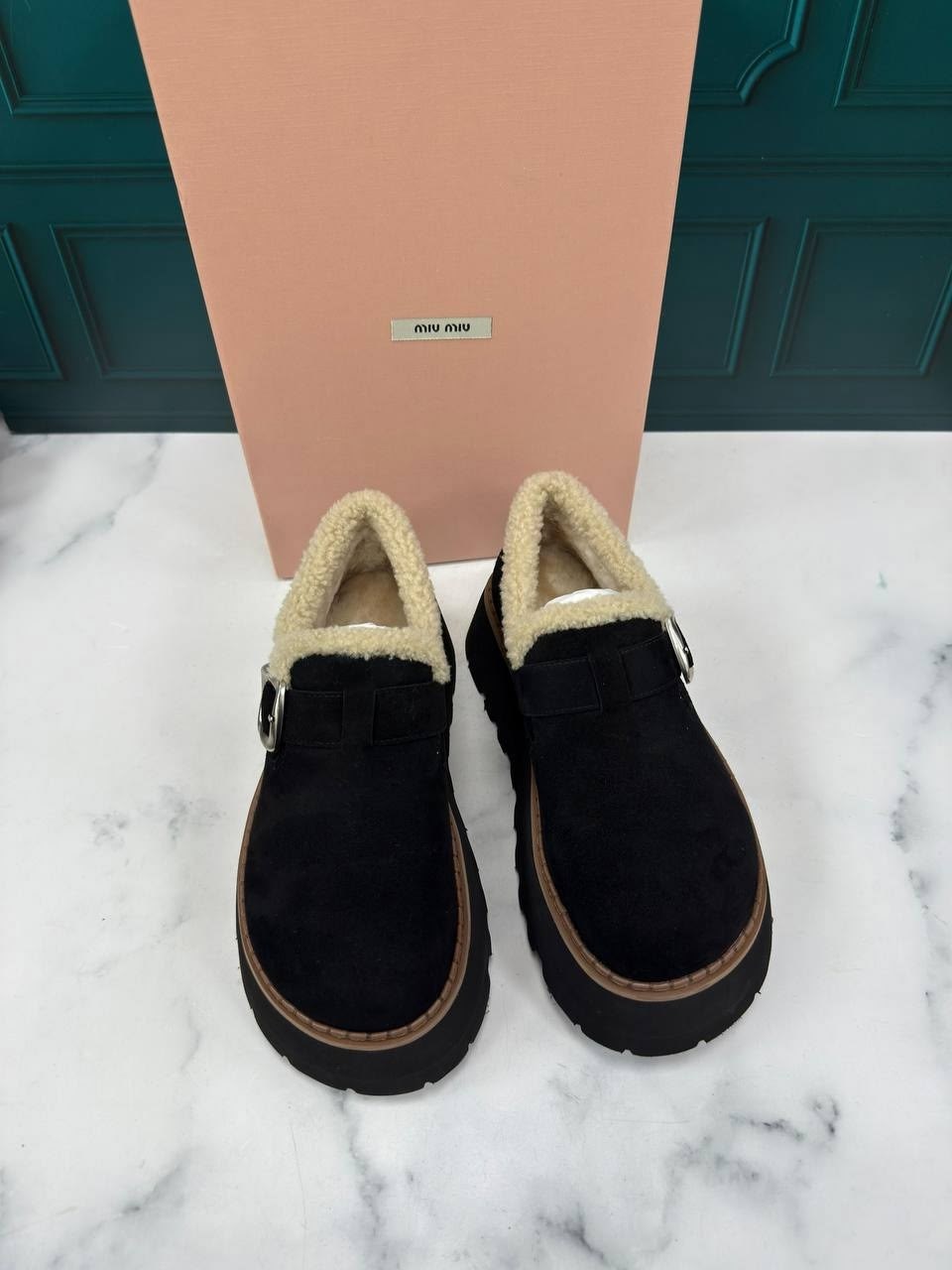 ,женская ,женские замшевые ботинки на меху prada темно-серые,лоферы с мехом,лоферы замш