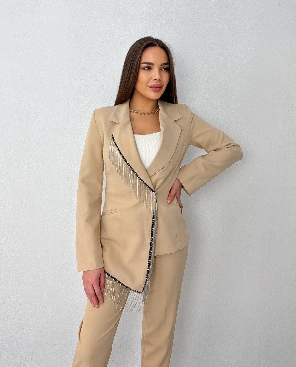 нарядный брючный костюм,брючные костюмы для женщин,женские костюмы,костюмы брючные,костюмы двойки