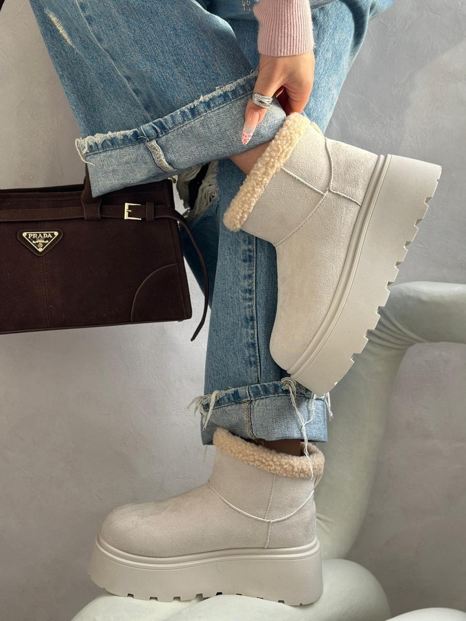 женские угги,угги зимние короткие на платформе,угги женские зимние,угги зимние на высокой платформе,зимние угги на платформе