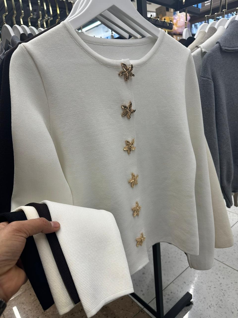 кофта женская,вязаные свитера,вязаный пуловер,свитер с круглым вырезом,свитер с воротником