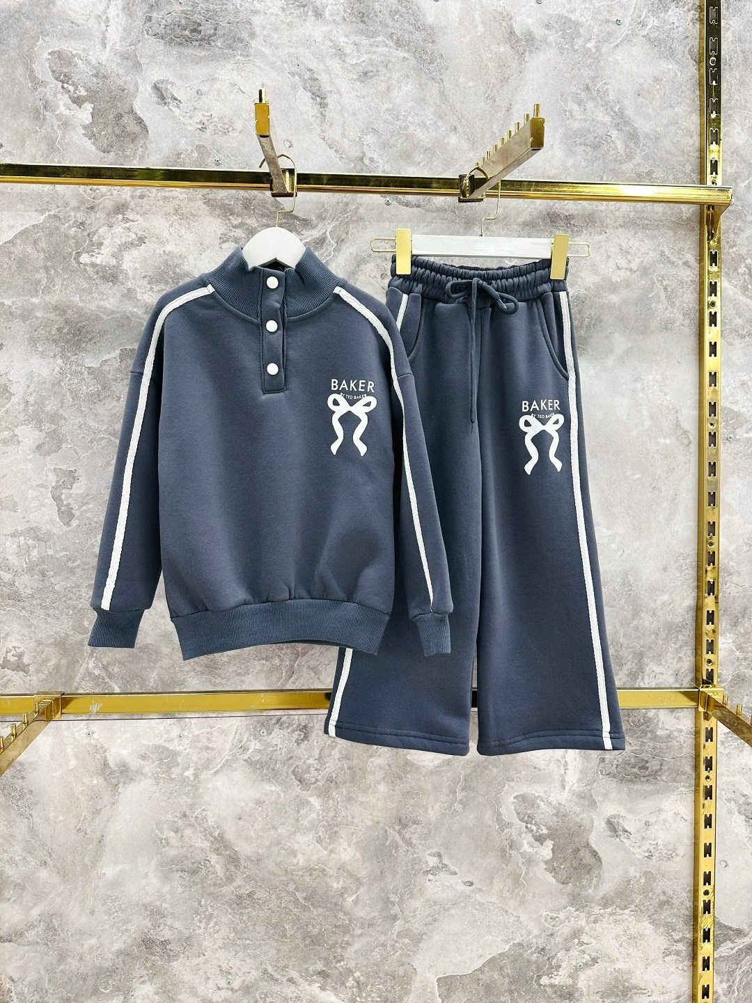 спортивные костюмы для девочек,спортивные костюм,детский спортивный костюм для девочек,спортивный костюм подростковый,спортивные костюмы для подростков