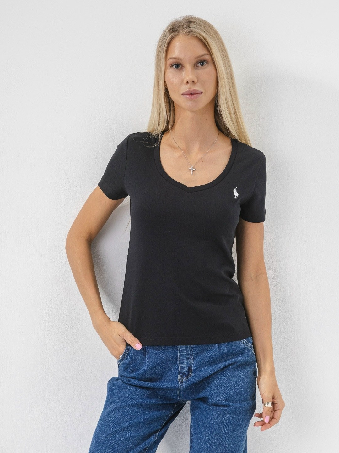 футболка женская,джинсы женские,одежда для женщин,футболка базовая большая,черная футболка женская