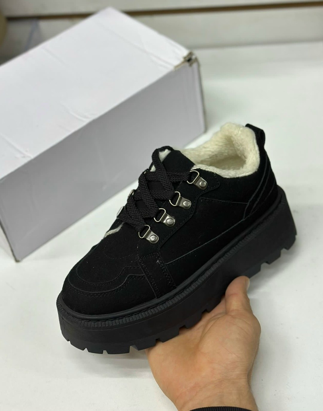 ,ботинки зимние с мехом низкие на платформе vm shops,кроссовки зимние женские,ботинки зимние с мехом низкие на платформе, женская