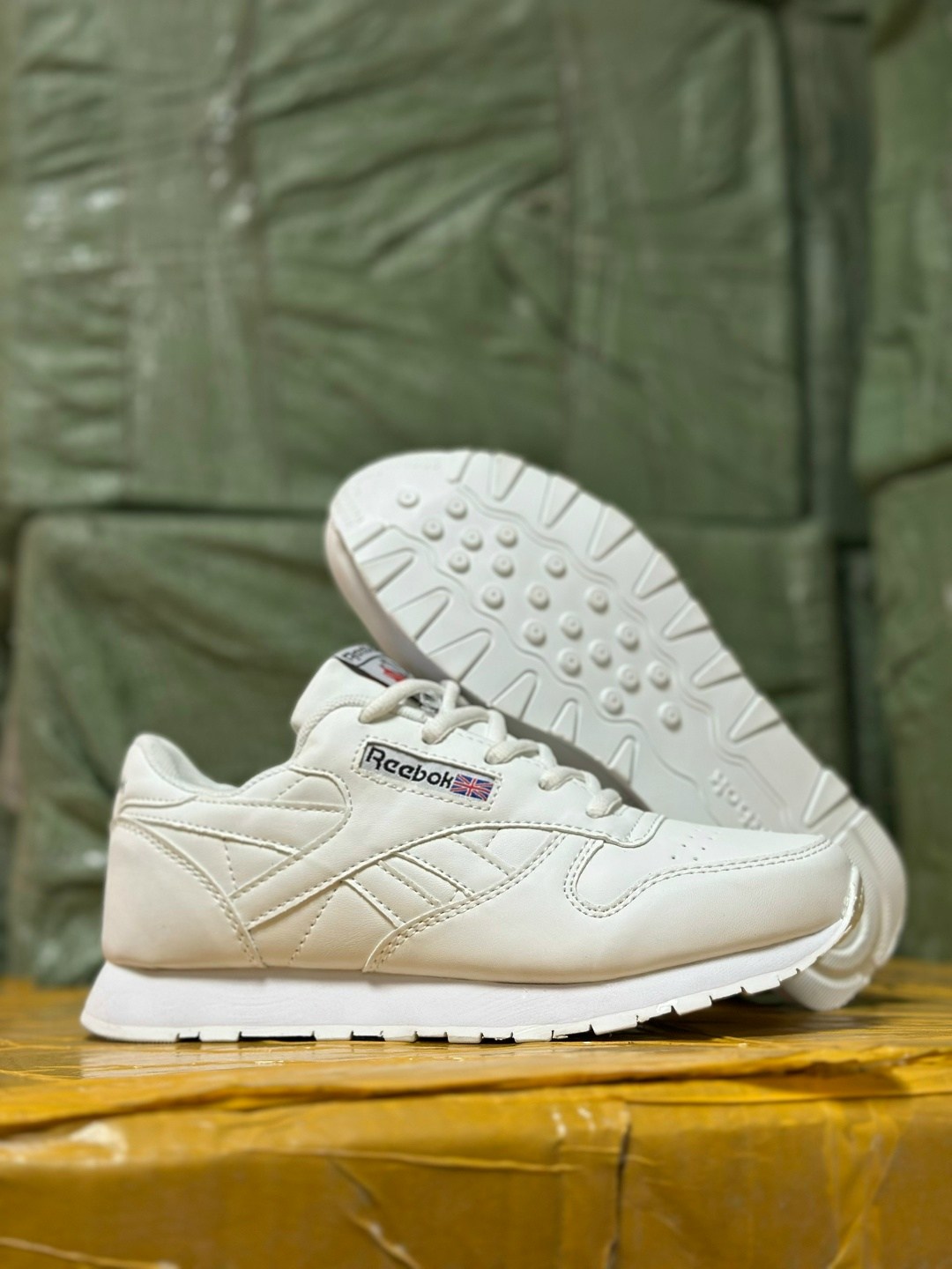 кроссовки reebok classic,кроссовки reebok женские,кроссовки reebok classic, белые/кожаные,кроссовки reebok белые,reebok кроссовки