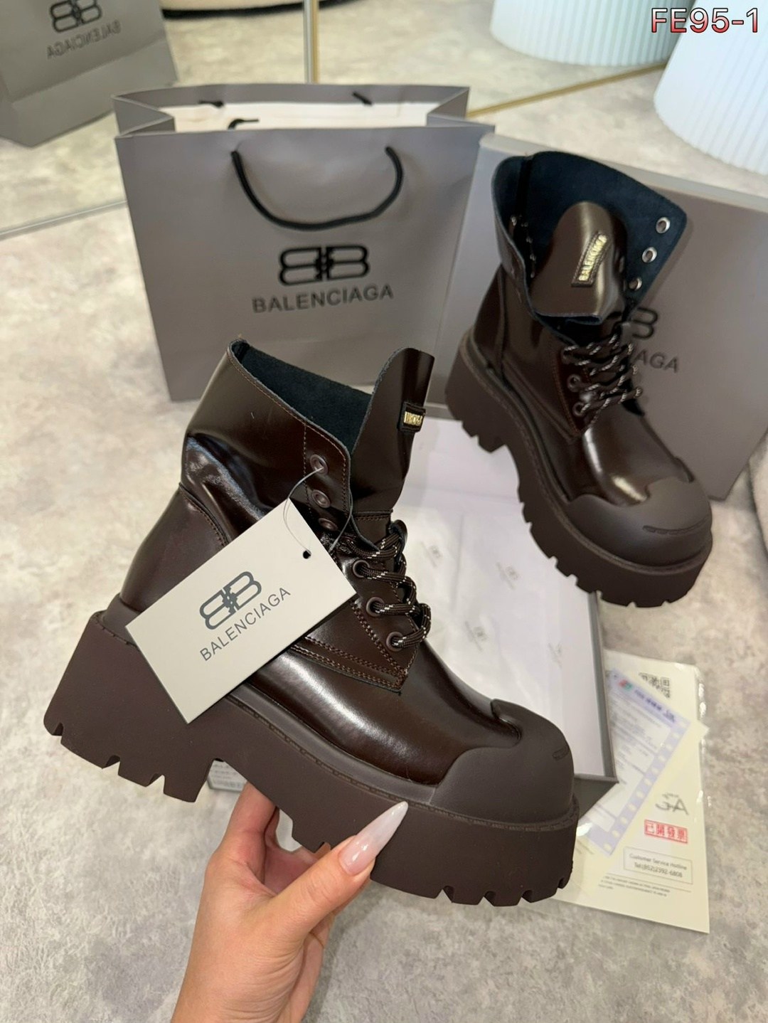 ,ботинки челси balenciaga,ботинки осенние balenciaga,ботинка,женские ботинки