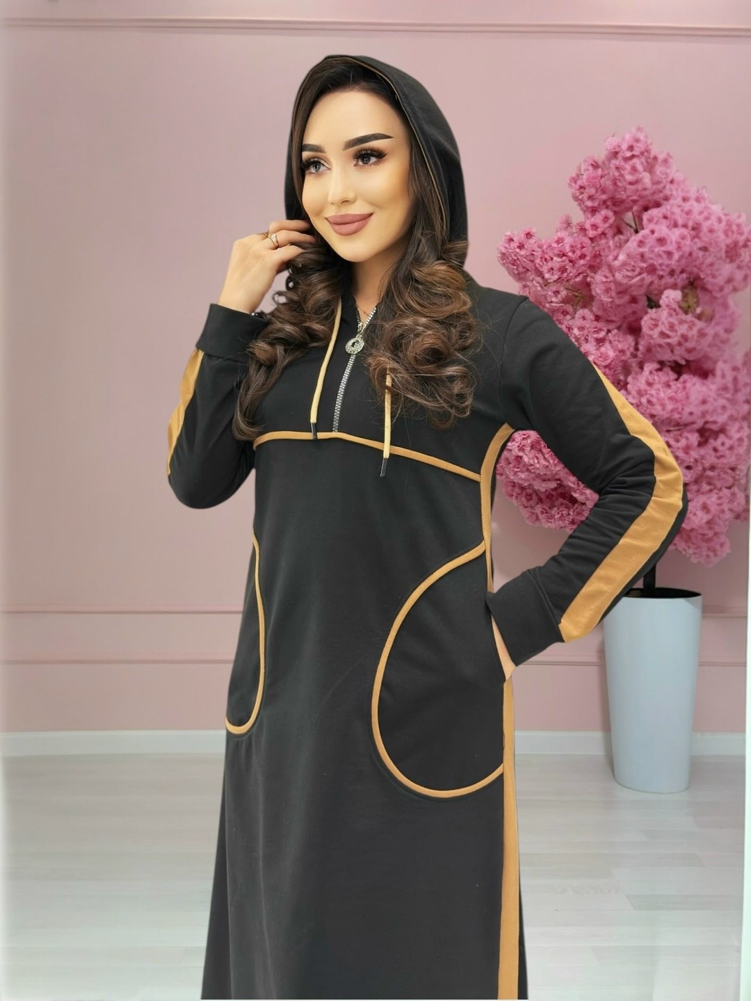 платье спортивное с капюшоном,платье длинное спортивное,платье с капюшоном длинное спортивное,платье с капюшоном,платье спортивное